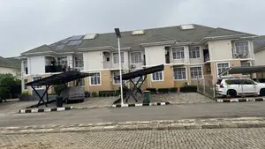 3bdrm Block of Flats in Tarred Road, Katampe (Main) for rent