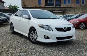 Toyota Corolla 2009 White
