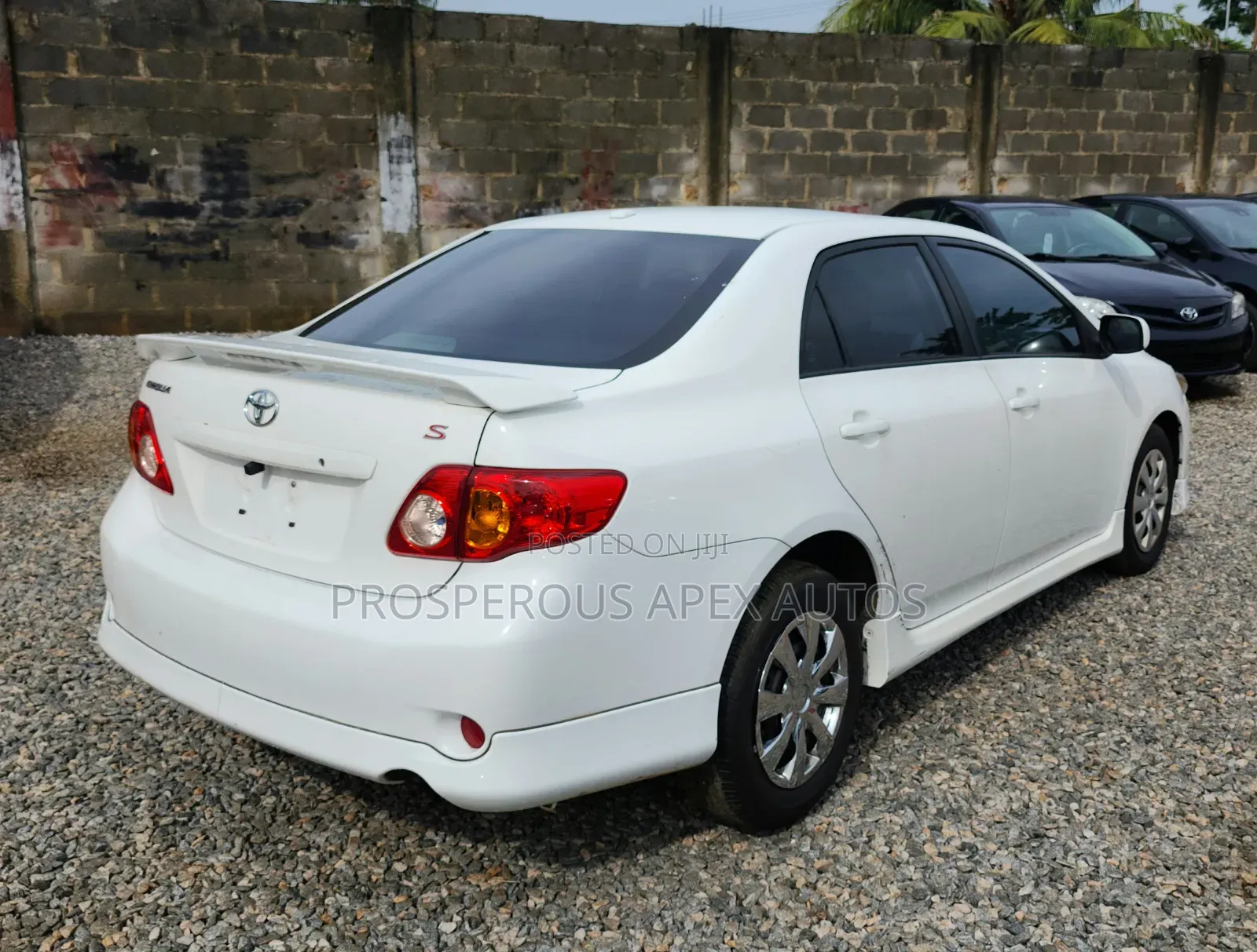 Toyota Corolla 2009 White