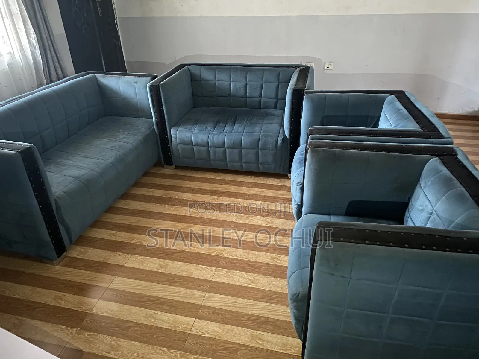 Used Set of Sofa