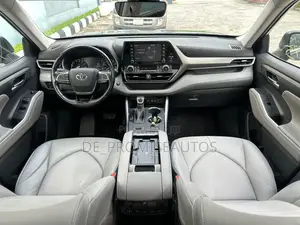 Toyota Highlander 2020