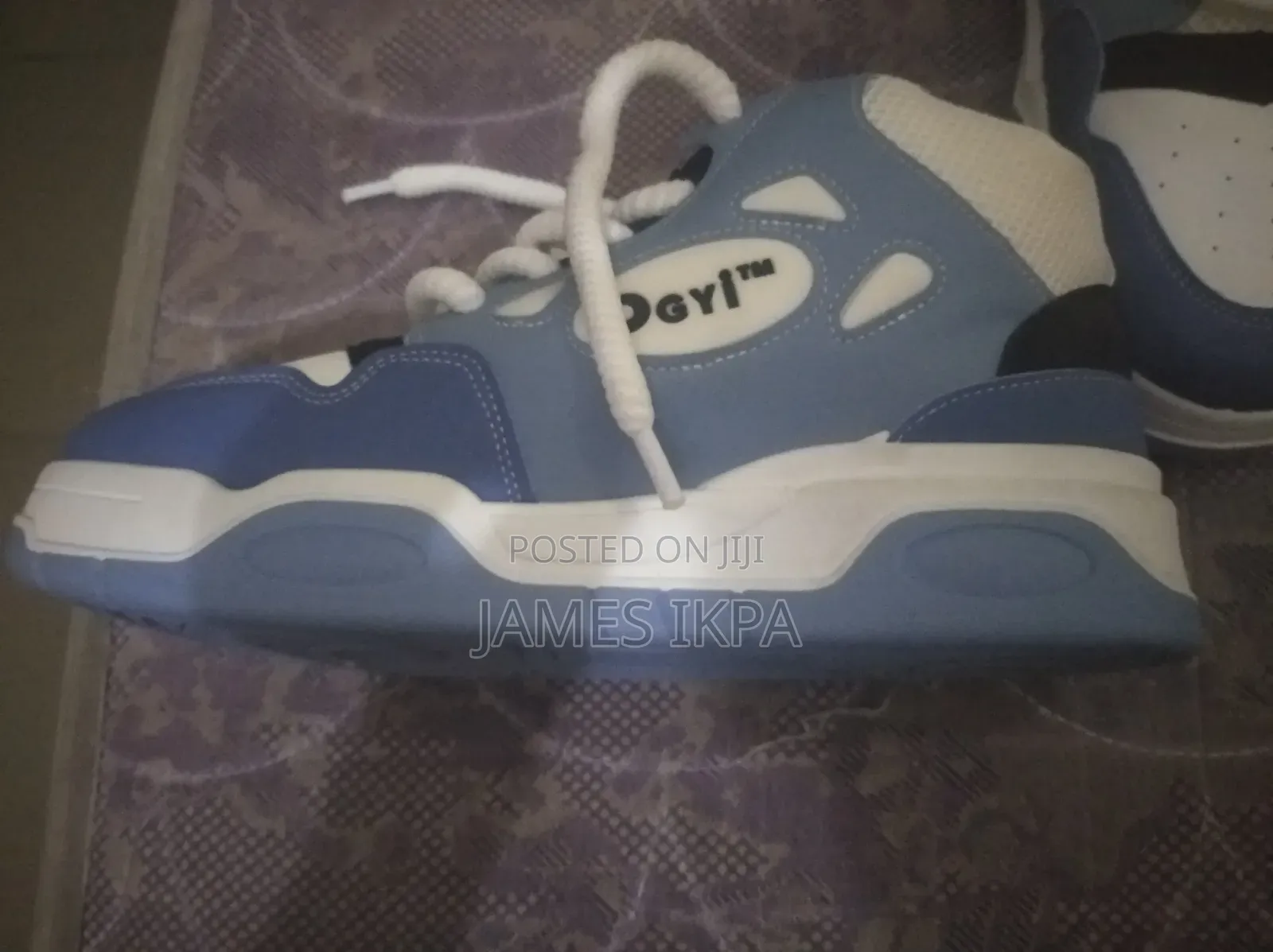 Ogiy Sneakers