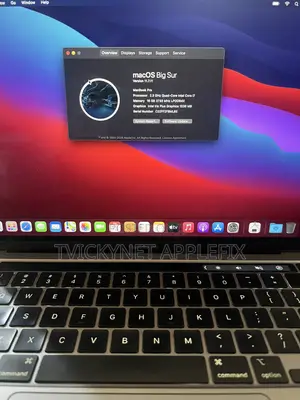 Laptop Apple MacBook Pro 2020 16GB Intel Core i7 SSD 512GB