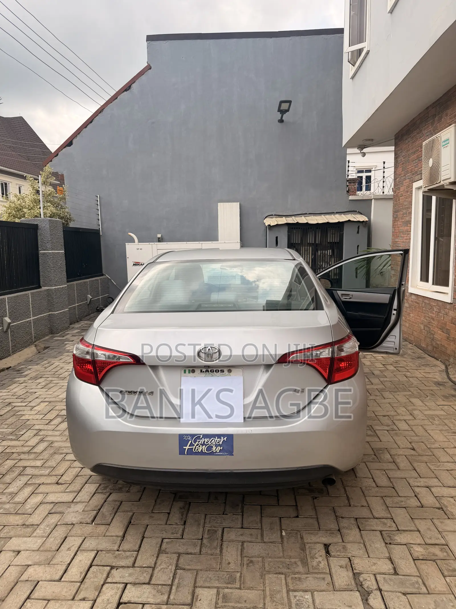 Toyota Corolla 2015 Silver