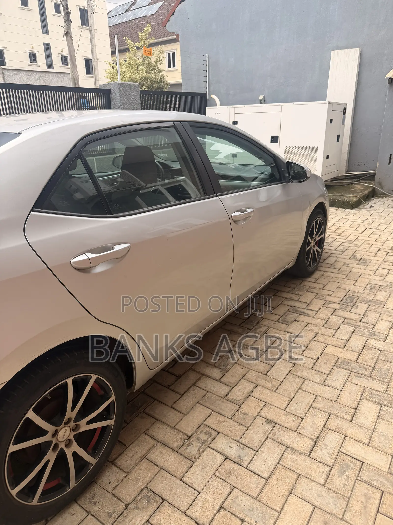 Toyota Corolla 2015 Silver