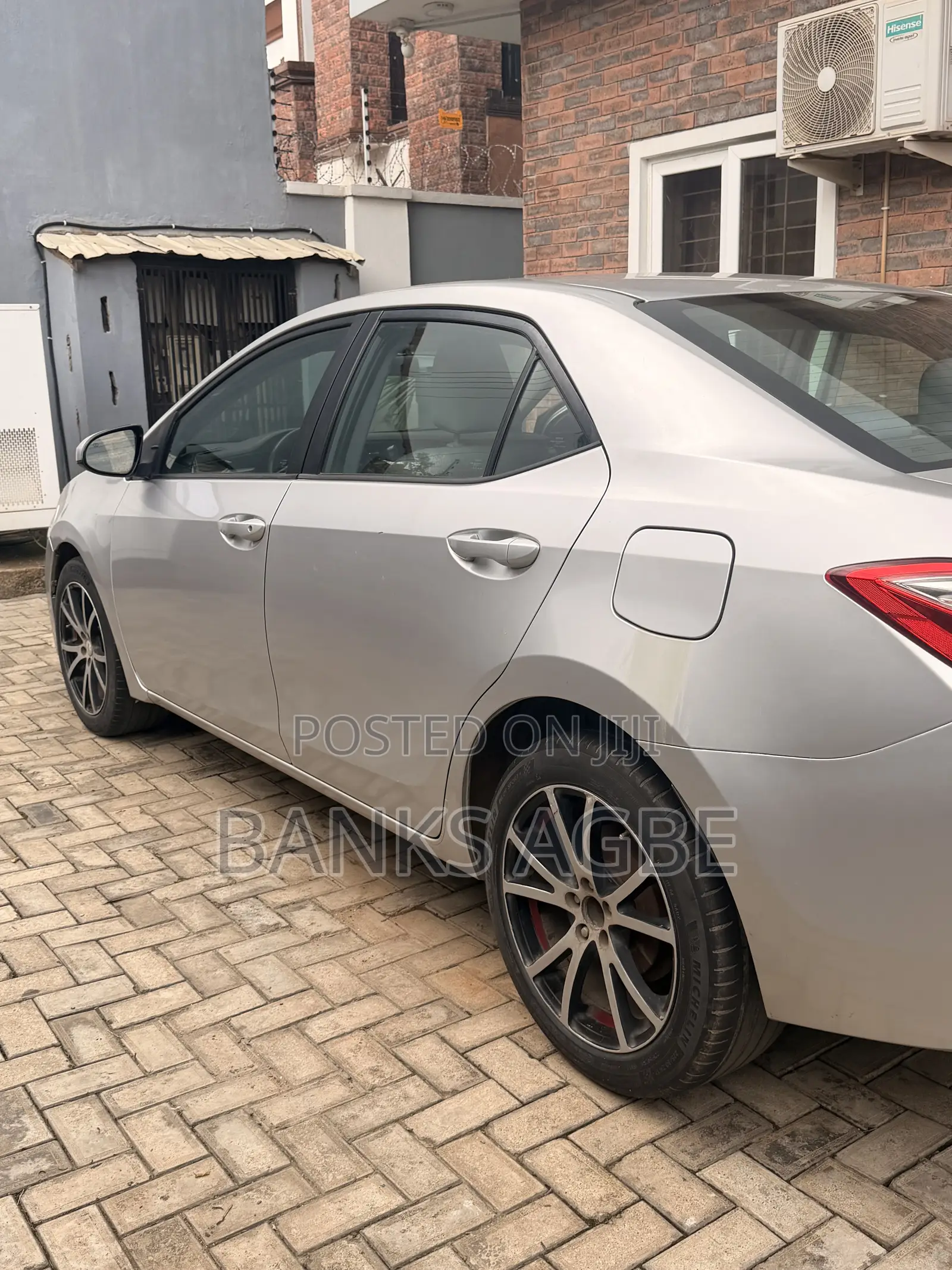 Toyota Corolla 2015 Silver
