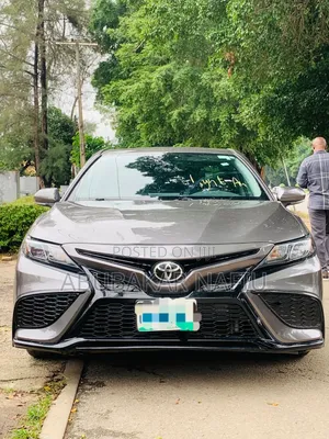 Toyota Camry 2021 Gray