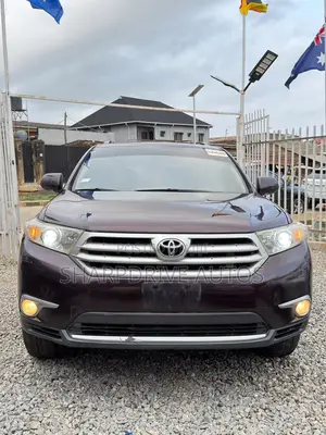 Toyota Highlander Limited 3.5l 4WD 2013 Burgundy