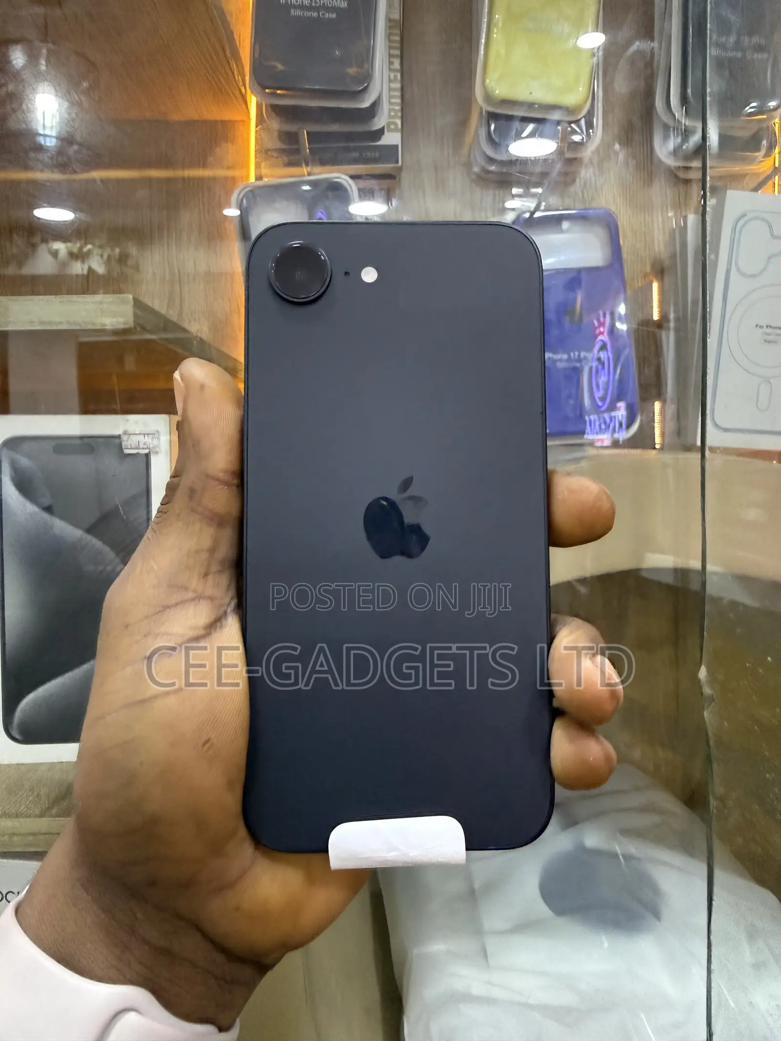 New Apple iPhone 17e 256 GB Black