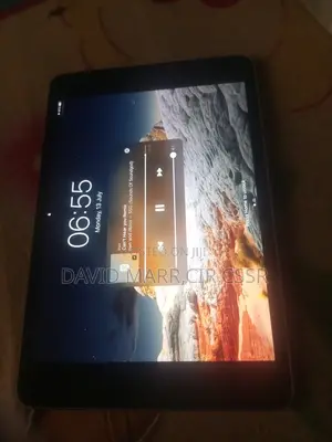 New Apple iPad (2025) 16 GB Gray