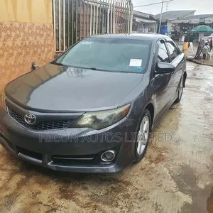 Toyota Camry 2014 Gray