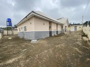 4bdrm Bungalow in Works And Housing, Gwarinpa for rent