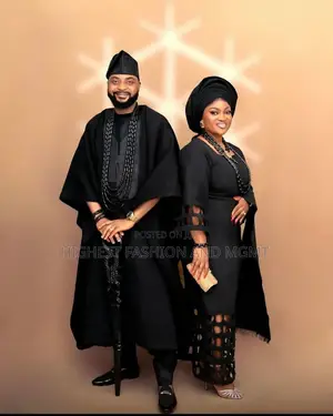Cut-Out Detail Iro and Buba Men’S Monochromatic Agbada