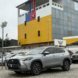 Toyota Corolla Cross 2023 Silver