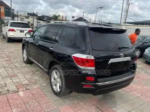 Toyota Highlander 2010 Black