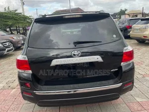 Toyota Highlander 2010 Black