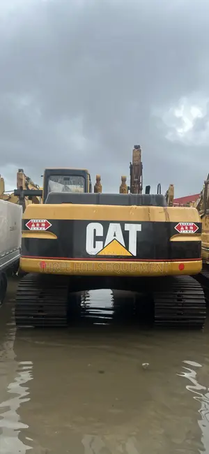 Excavator 320b