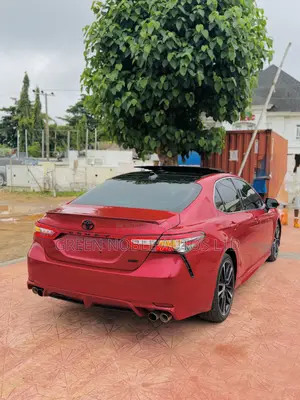 Toyota Camry 2021 Red