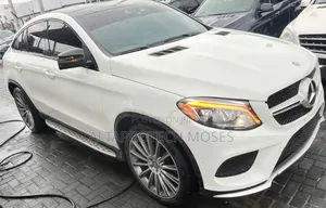 Mercedes-Benz GLE-Class 2016 White