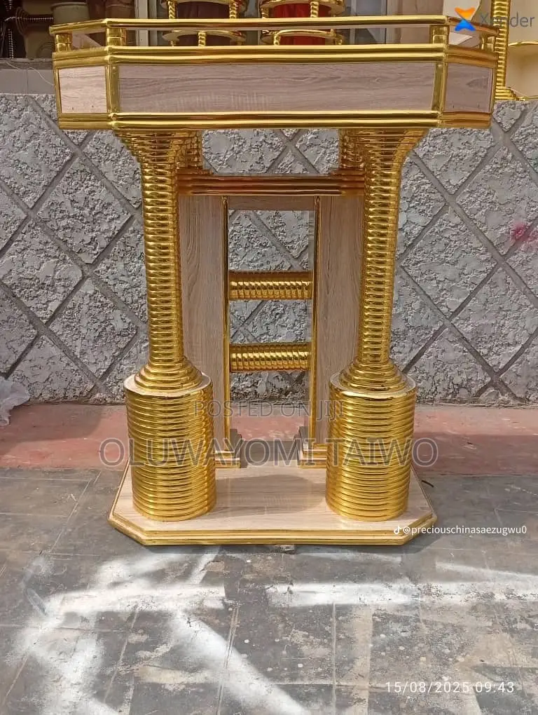 A Good Quality Pulpit