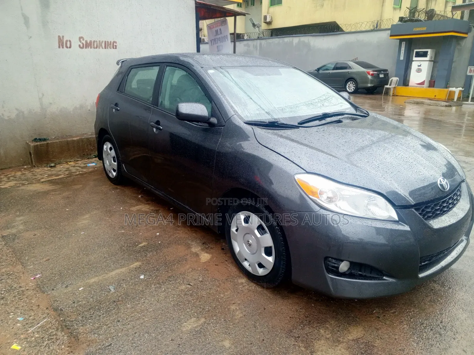 Toyota Matrix 2010 Gray