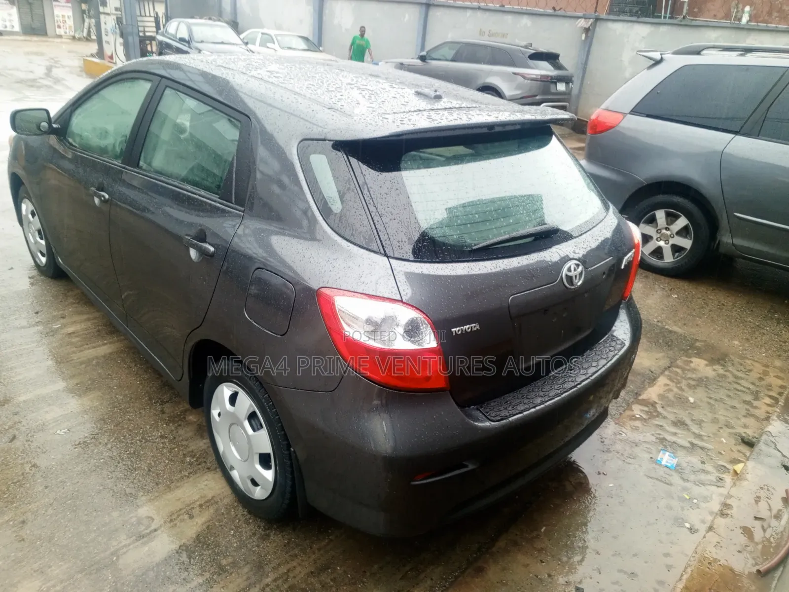 Toyota Matrix 2010 Gray