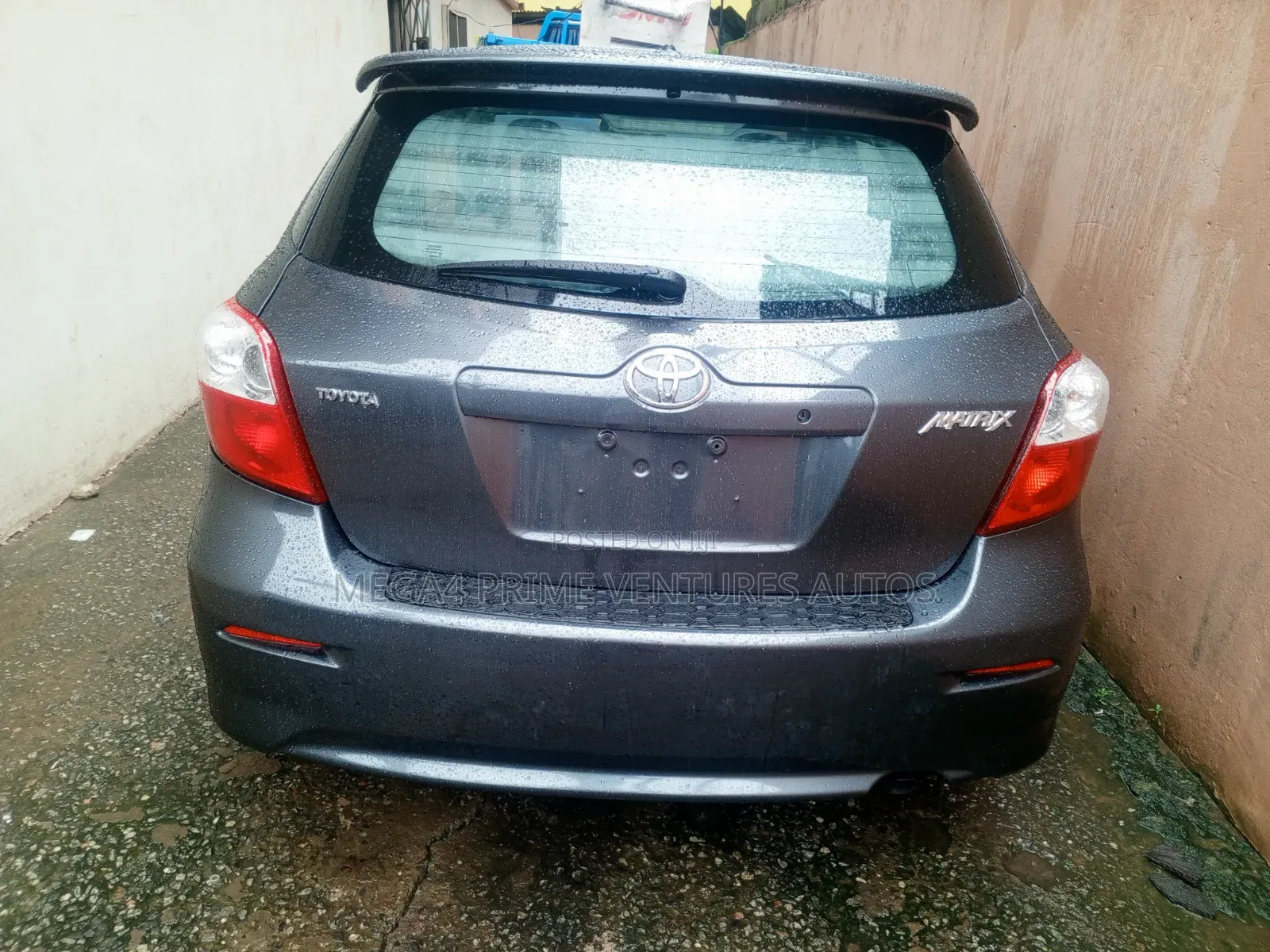 Toyota Matrix 2010 Gray