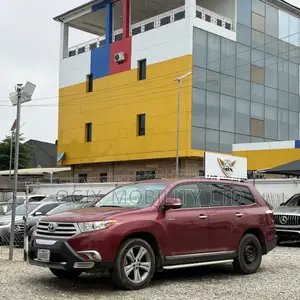 Toyota Highlander 2011 Red