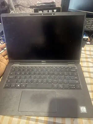 Laptop Dell Latitude 7410 16GB Intel Core i7 SSD 128GB