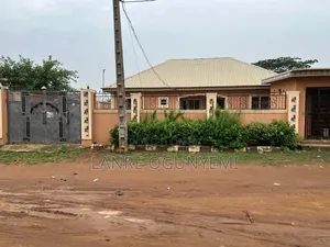 3bdrm Bungalow in Igbe-Ayeni, Ijede / Ikorodu for sale
