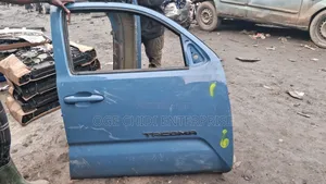 Toyota Tacoma Door and Fender 2017