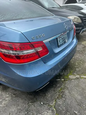 Mercedes-Benz E350 2010 Blue