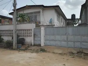 Furnished 11bdrm Duplex in Alimosho for sale