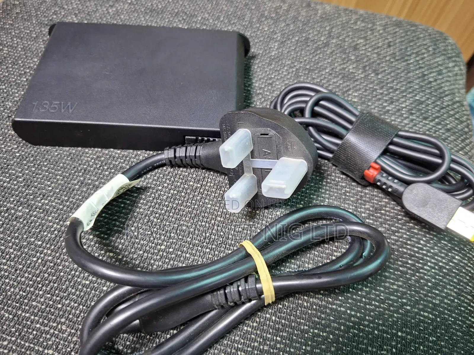 135w Usb Lenovo Charger.