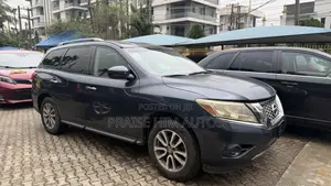Nissan Pathfinder SV 4x4 2013 Blue