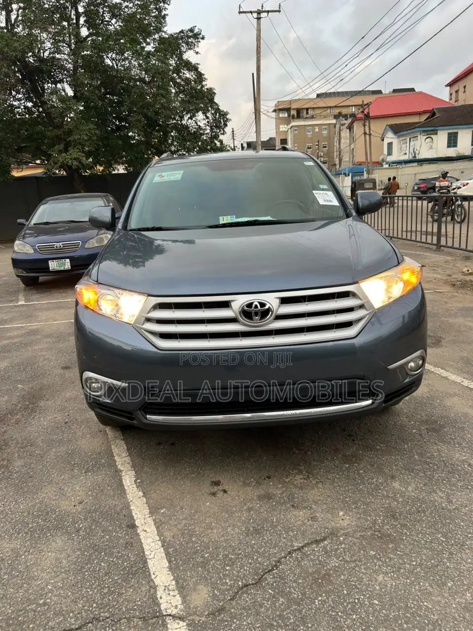 Toyota Highlander Limited 2012 Blue