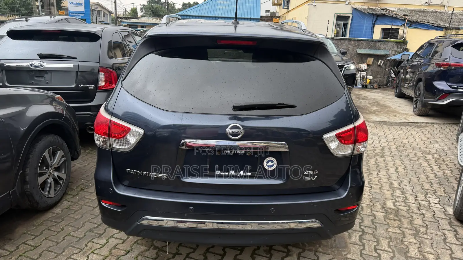 Nissan Pathfinder SV 4x4 2013 Blue