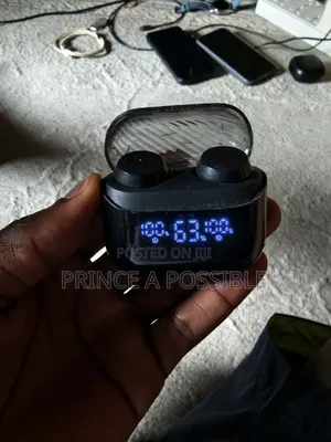 Oriamo Airbuds 4