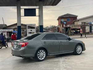 Toyota Camry 2013 Green