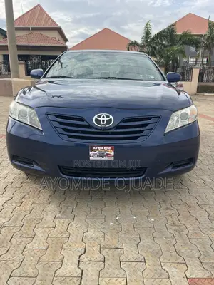 Toyota Camry LE V6 4dr Sedan (3.5L 6cyl 6AM) 2007 Blue