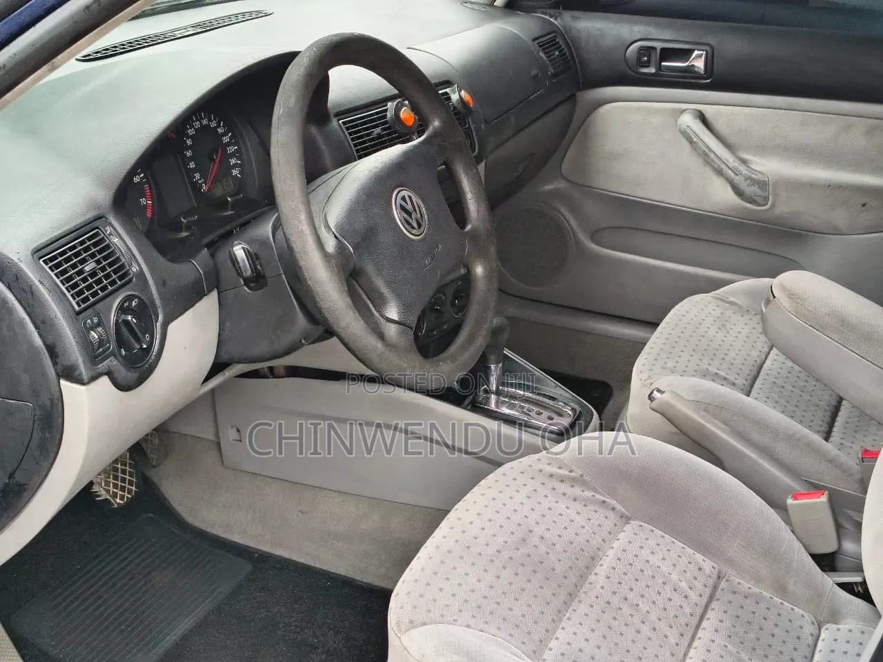 Volkswagen Golf 2004 Blue