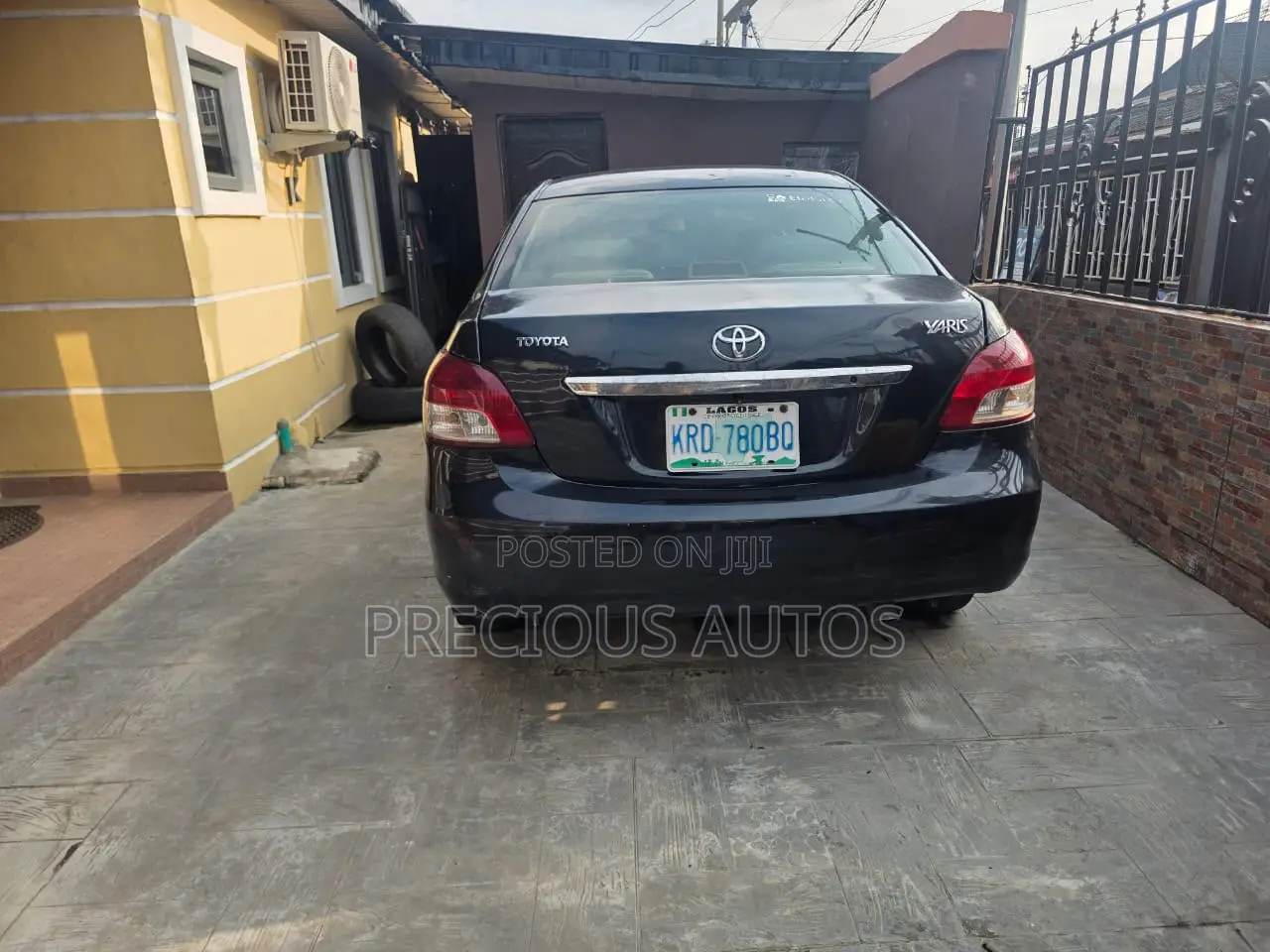 Toyota Yaris 2009 Black