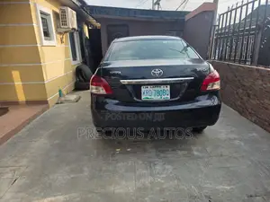Toyota Yaris 2009 Black