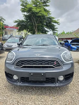 Mini Countryman 2018 Gray