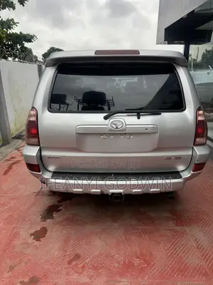 Toyota 4-Runner 2005 Silver