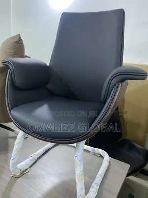 Executive Visitors Chair