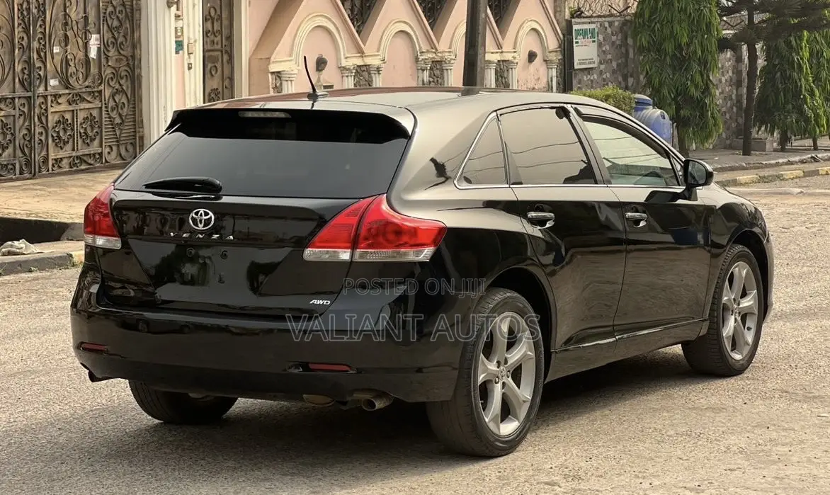Toyota Venza 2012 Black