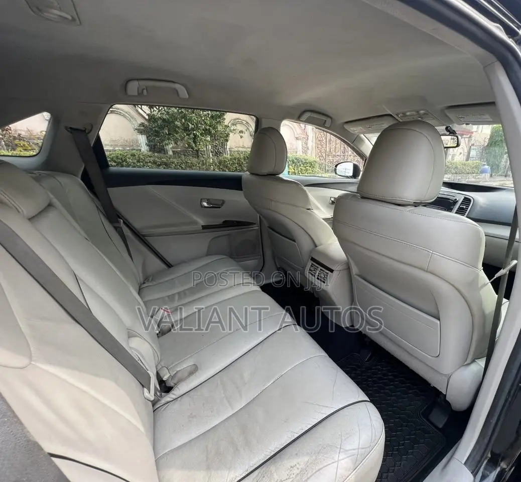 Toyota Venza 2012 Black