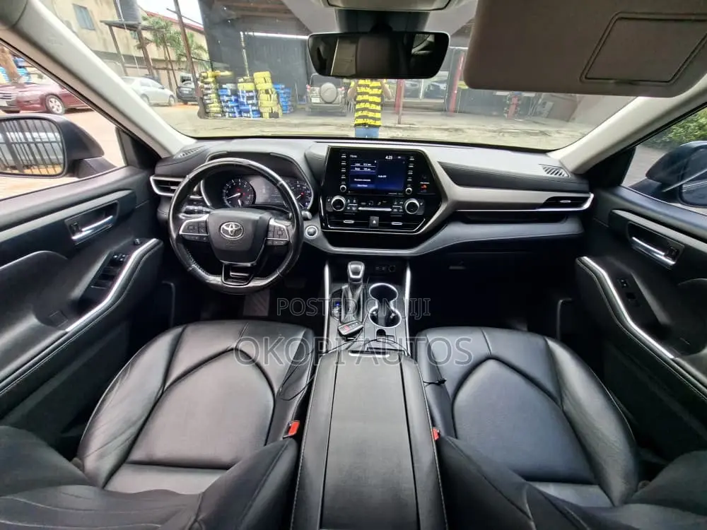 Toyota Highlander 2020 Gray