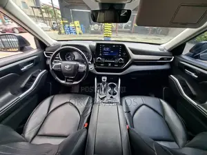 Toyota Highlander 2020 Gray